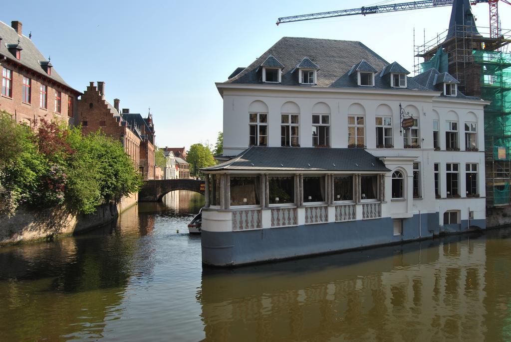 Hotel Duc De Bourgogne บรูจส์ ภายนอก รูปภาพ