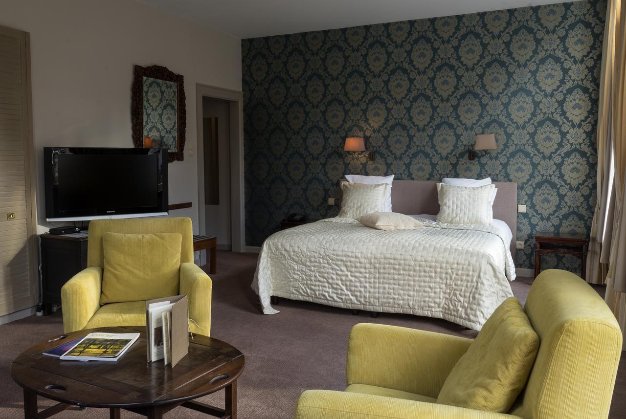 Hotel Duc De Bourgogne บรูจส์ ภายนอก รูปภาพ