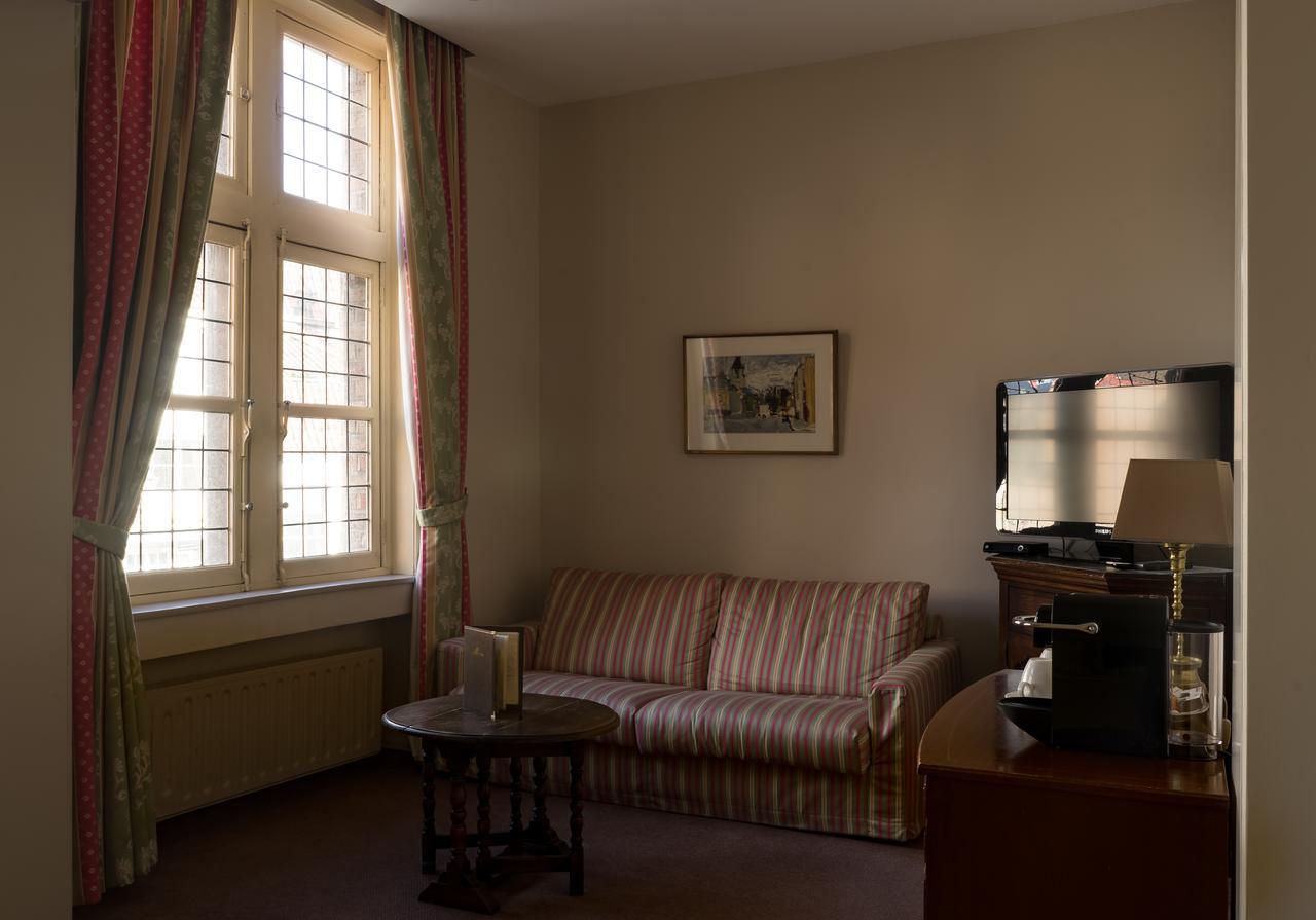 Hotel Duc De Bourgogne บรูจส์ ภายนอก รูปภาพ